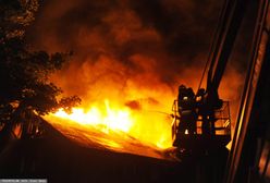 Warszawa. Pożar na Sadybie, stary warsztat doszczętnie spłonął
