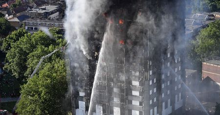 Matka uratowała niemowlę z pożaru. Wyrzuciła je z 10. piętra