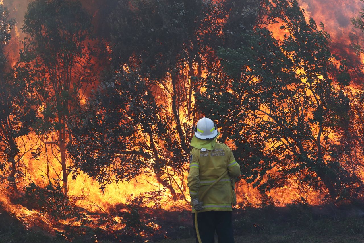 Najpierw Amazonia, teraz Australia. Olbrzymie pożary pochłonęły prawie 100 domów
