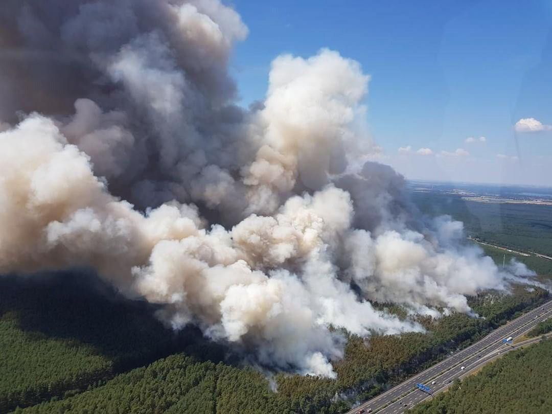 Wielkie pożary są już tuż pod polską granicą. W Niemczech płoną lasy