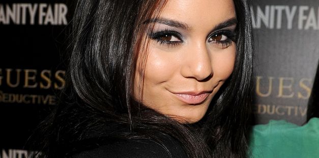 Vanessę Hudgens podrywa Michael Caine!