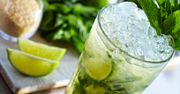 Przyjemne chłodzenie w upalne dni - orzeźwiający napój, który musisz spróbować!
