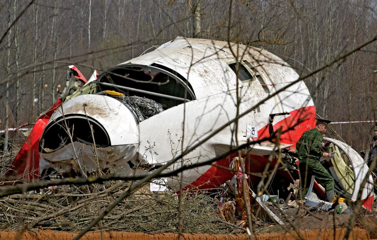 Podkomisja smoleńska: znaleziono ślady materiałów wybuchowych na Tu-154 i ciele jednej z ofiar
