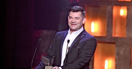 Aktorzy biją się o rolę Zenka Martyniuka. Filmowa biografia "króla disco polo" okaże się hitem?