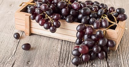 Japończycy mają gest. Kiść winogron za 41 tys. zł