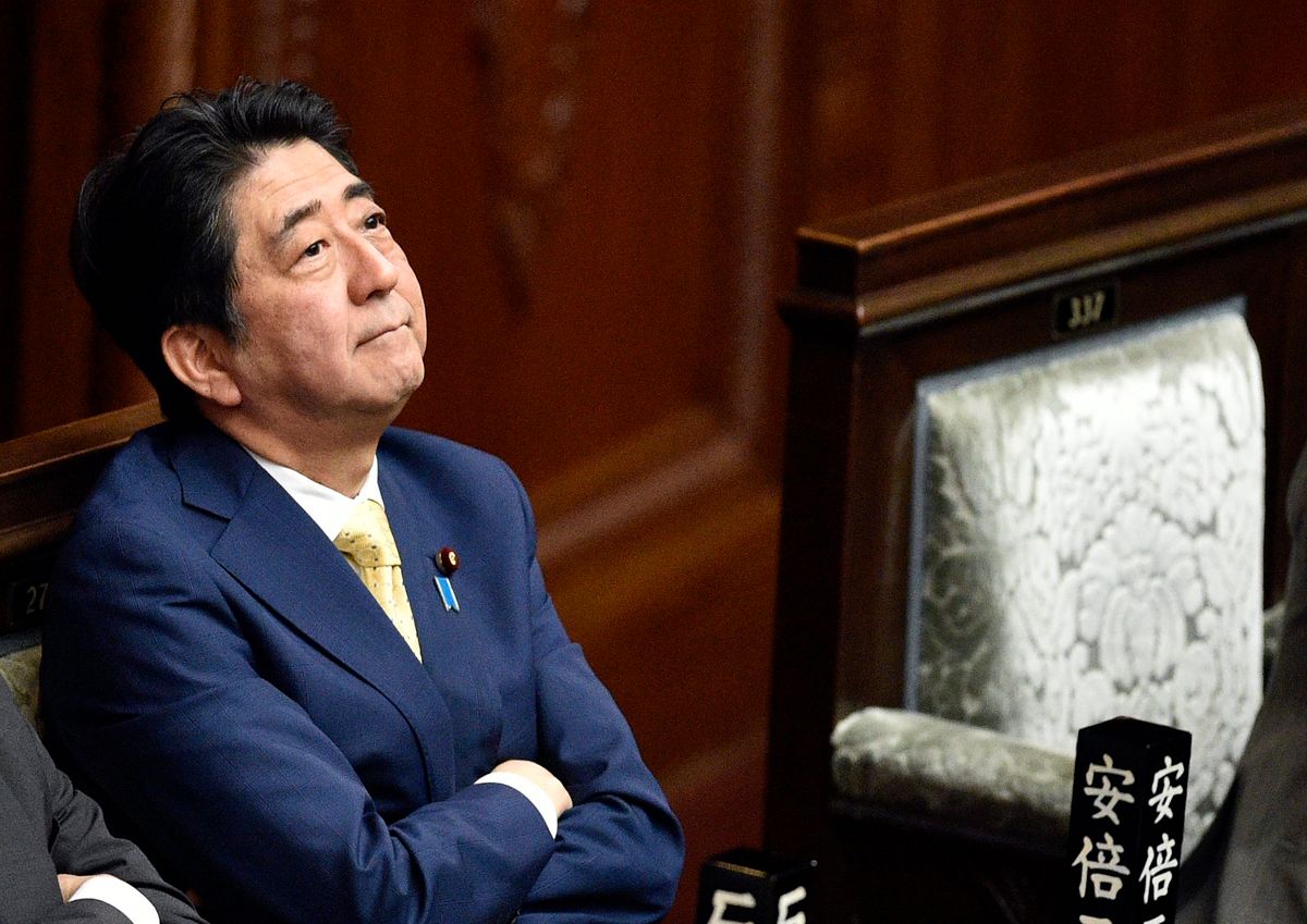 Kontrowersyjna decyzja premiera Japonii. Rozwiązano izbę niższą parlamentu