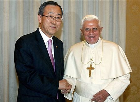 Ban Ki Mun zaprosił Benedykta XVI do ONZ