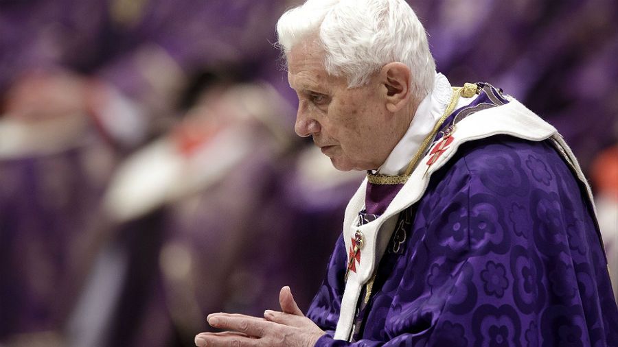 Racją życia i posługi Benedykta XVI było przypomnienie prymatu Boga