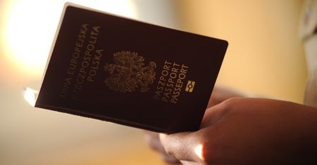 Nielegalna emigracja "na Polaka". Mafia znalazła nowy sposób, to prawdziwa "żyła złota"