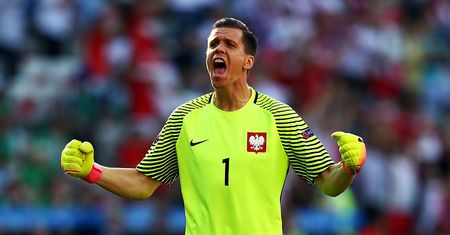 Test dla fanów piłki nożnej. Rozpoznasz top bramkarzy?