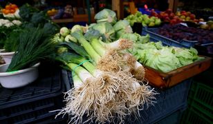 5 powodów, dlaczego warto jeść pora. Tanie i zdrowe warzywo