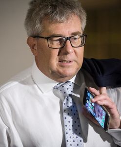 Ryszard Czarnecki ogląda i komentuje nowe "Ucho Prezesa"