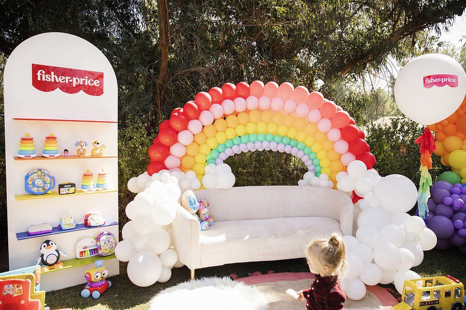 Urodziny córki Joanny Krupy. Zdjęcie ze strony Fisher Price