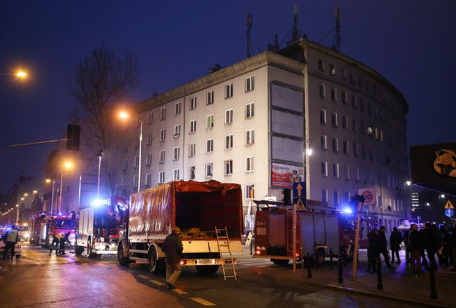 Nagranie z monitoringu: tak wyglądał wybuch gazu w warszawskiej kamienicy