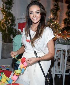 Grzeczna Sylwia Nowak na świątecznym spotkaniu z dziećmi