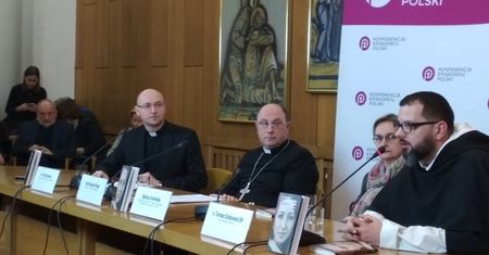 Pomoc zranionym w Kościele. Prymas: "Robimy wszystko, by przełamywać obojętność"