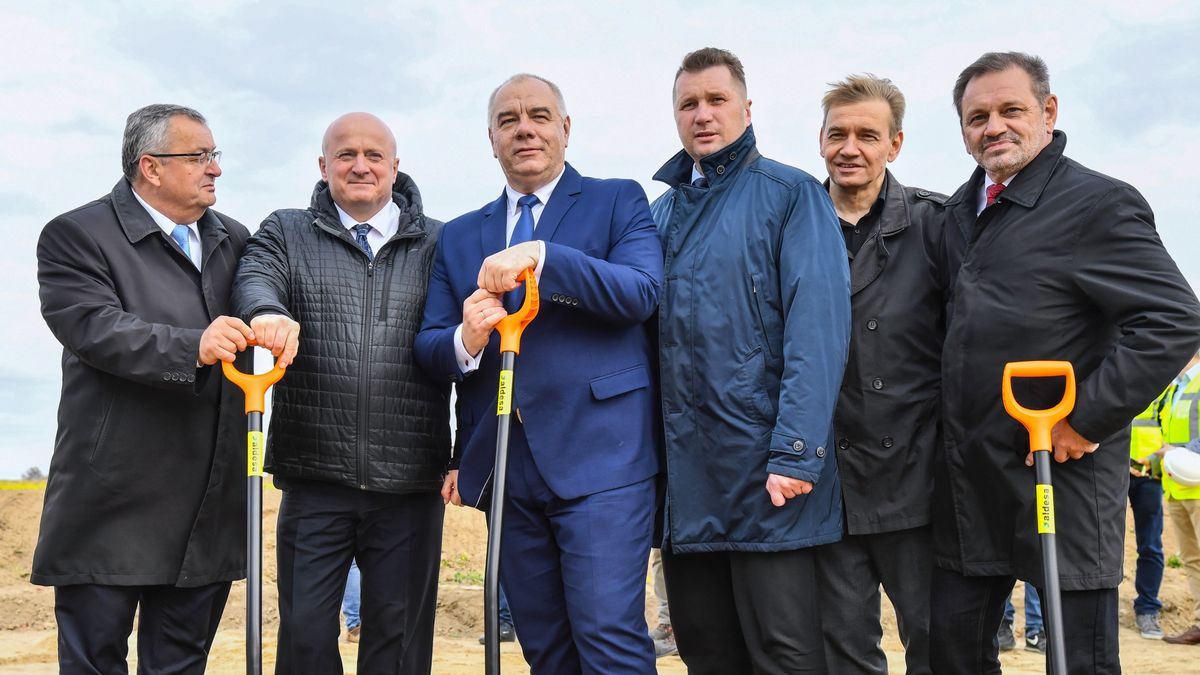 Wicepremier Jacek Sasin na inauguracji budowy obwodnicy Kraśnika wzdłuż Via Carpatia: to impuls dla Polski wschodniej