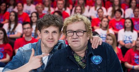 Antek Królikowski pokazał pamiątkowe zdjęcie. "Tatuś obchodziłby dziś 59. urodziny"