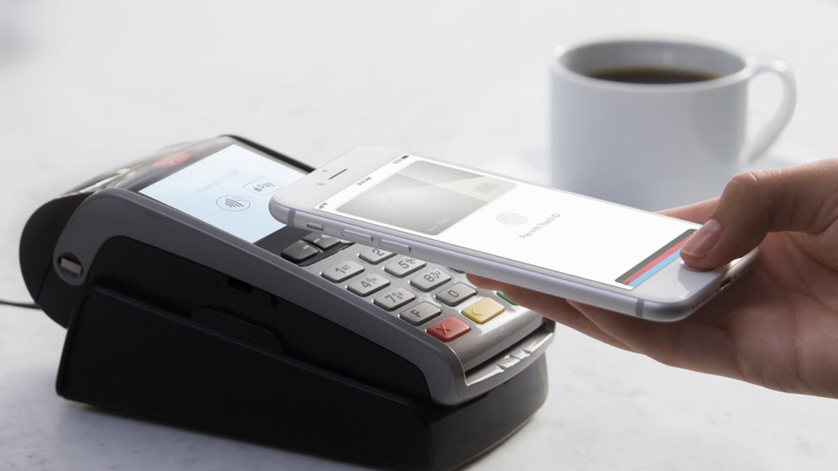 W Polsce już działa Apple Pay, system płatności na iOS.