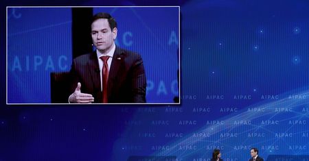 Senatorzy USA wzywają Polskę do restytucji żydowskiego mienia. "To bardzo poważna sprawa"