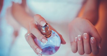 Perfumy na wiosnę - słoneczna mgiełka czy kwiatowa rozpusta? Nasze hity!
