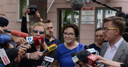 Ewa Kopacz przesłuchana ws. Smoleńska. "Decyzja o ekshumacji nie należy do polityka".
