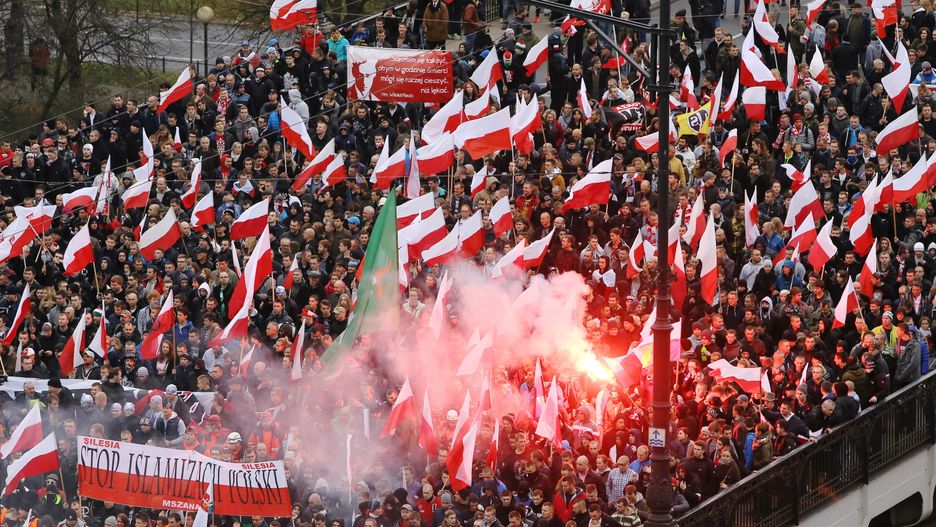 Marsz Niepodległości 2019 Warszawa. Trasa pochodu 11 listopada i utrudnienia w komunikacji