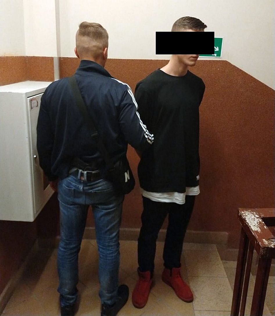 19-latek napadł na sklep w Wesołej