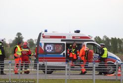 Wypadek na autostradzie A4. Zderzenie busa z samochodem osobowym