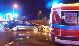 Szalony jazda BMW i "skok" nad rondem. "Wybił się jak Małysz"