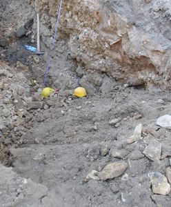 Tragedia na budowie. Ziemia osunęła się na 60-latka