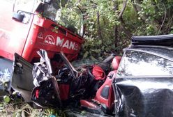 Nie żyją rodzice i ich synek. Zdjęcia służb z Łęki przerażają