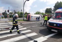 Wypadek karetki w Bolesławiu w Małopolsce. Nie żyje kierowca, pielęgniarka ranna