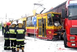 Tramwaj zderzył się z TIR-em