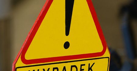 Wypadek w okolicach Piły. Autobus z dziećmi zderzył się z ciężarówką