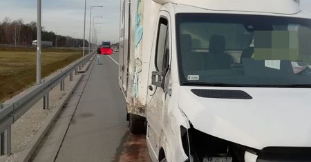 Śmiertelny wypadek na S8 pod Pabianicami. Wyszedł z auta i zginął