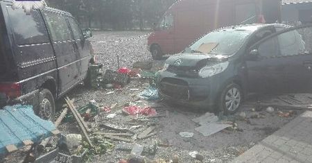 Tarnogród. 87-latek wjechał w targowisko, pomylił hamulec z gazem