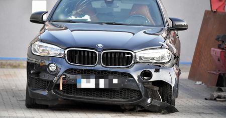 Z Kamilem Durczokiem mogła jechać pasażerka. Czy grożą jej konsekwencje?