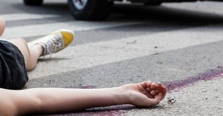 Śródmieście – nikt z tłumu nie pomógł potrąconej kobiecie