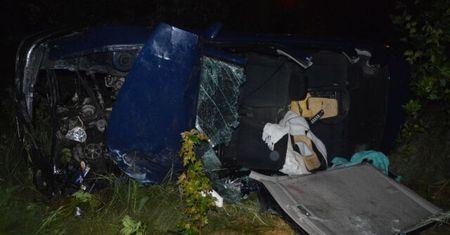 Tragedia pod Toruniem. 2-latek nie żyje, 3-latek walczy o życie