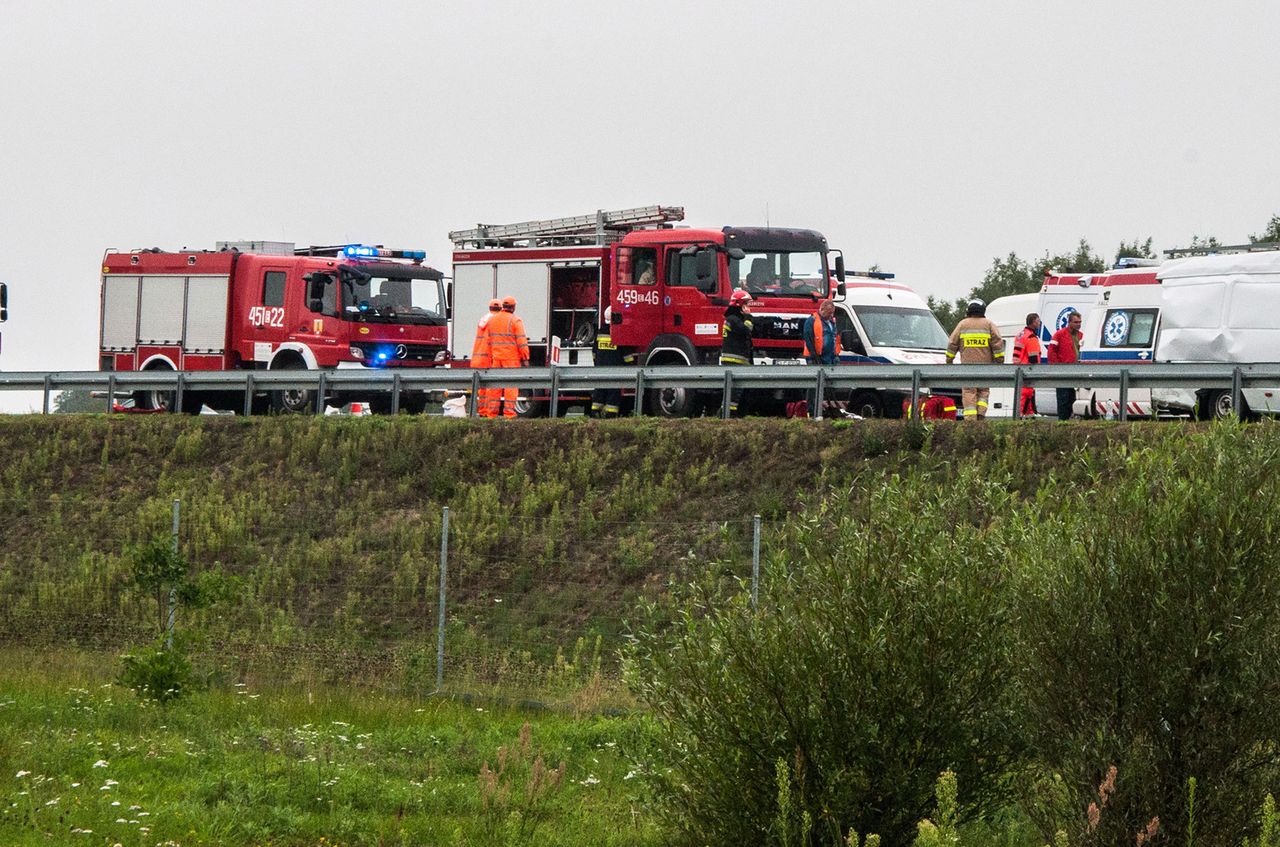 Wypadek i utrudnienia na autostradzie A2. Pięć osób rannych