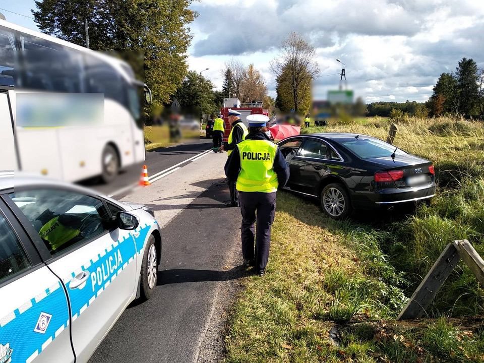 Kalej pod Częstochową. Tragiczny wypadek dwóch osobówek. Wyjechał przed audi