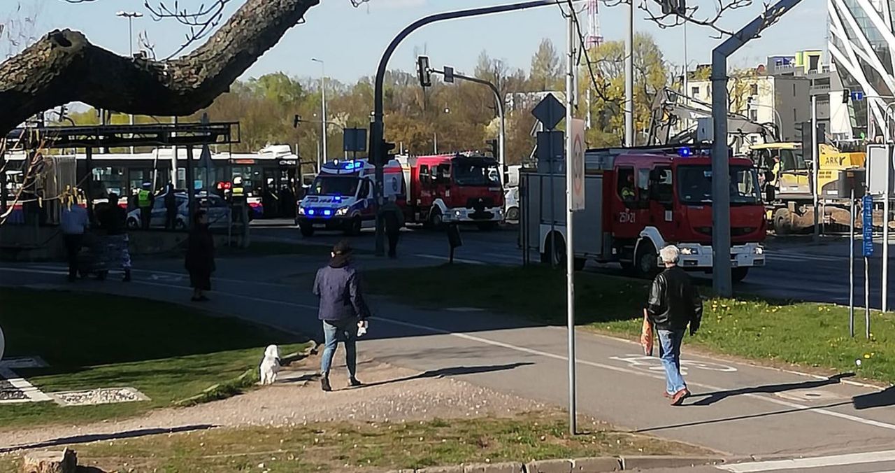 Wypadek autobusu w Bydgoszczy. Pięcioro dzieci rannych
