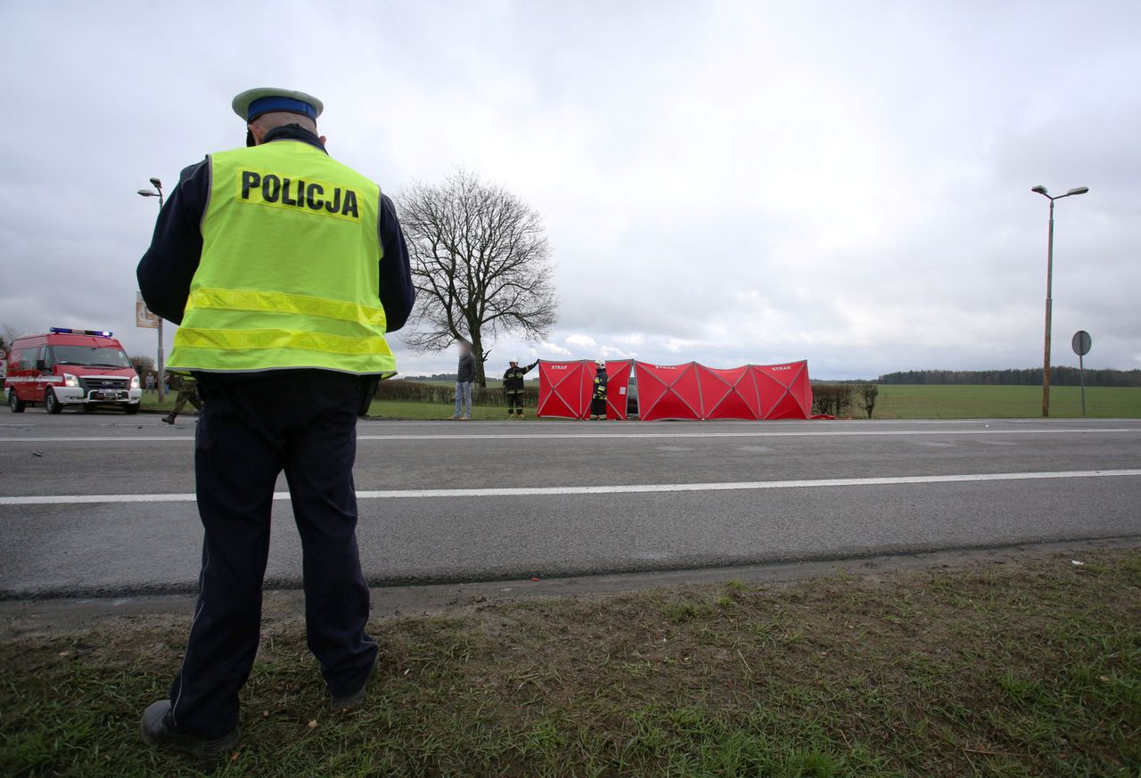 Pomorskie: Po wypadku zablokowana droga krajowa nr 6 na wysokości Nowej Dąbrowy