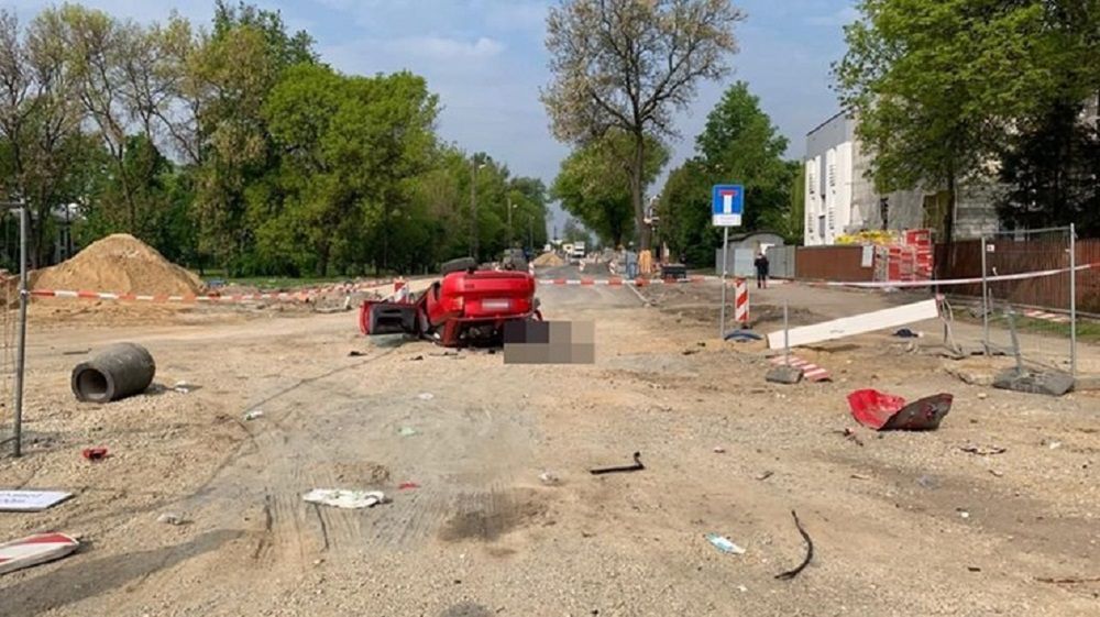 Tragedia w Lublinie. Auto dachowało, nie żyje 35-latek