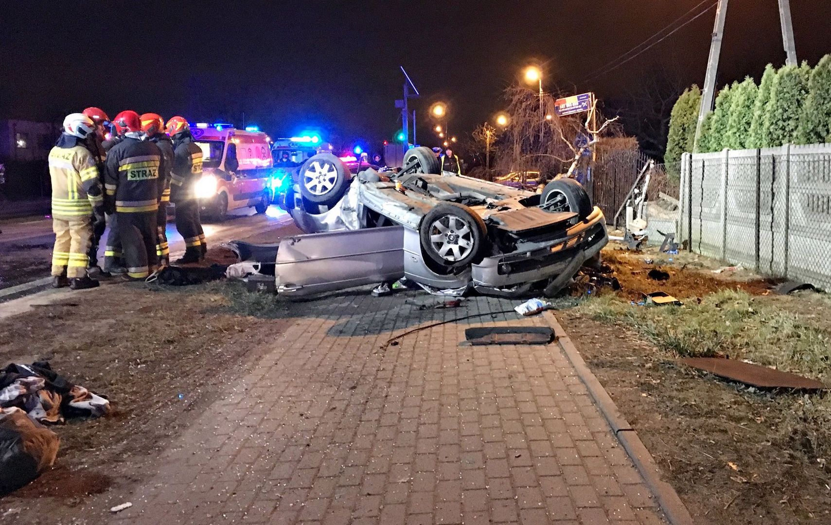 Tragiczny finał pościgu w Ożarowie Mazowieckim. Nie żyją dwie osoby 