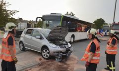 Wypadek autokaru szkolnego pod Berlinem. 30 osób w szpitalu