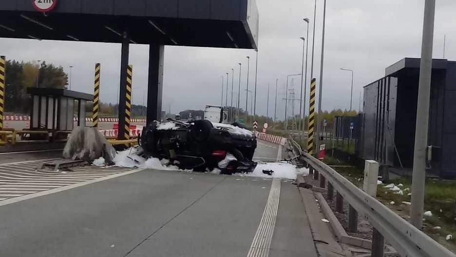 Kierowca bmw jest w stanie krytycznym