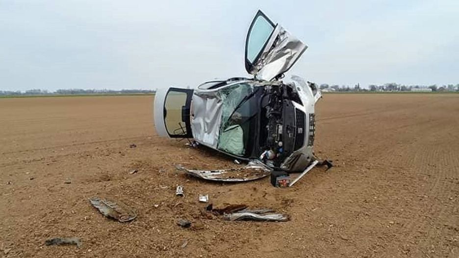 Mieszkaniec woj. pomorskiego zaatakował partnerkę, a następnie potrącił dwie osoby