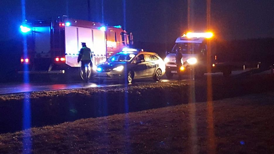 Droga w miejscu wypadku jest nieprzejezdna